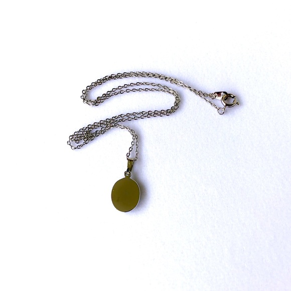 Dainty Silver Abalone Pendant Necklace - Picture 3 of 10